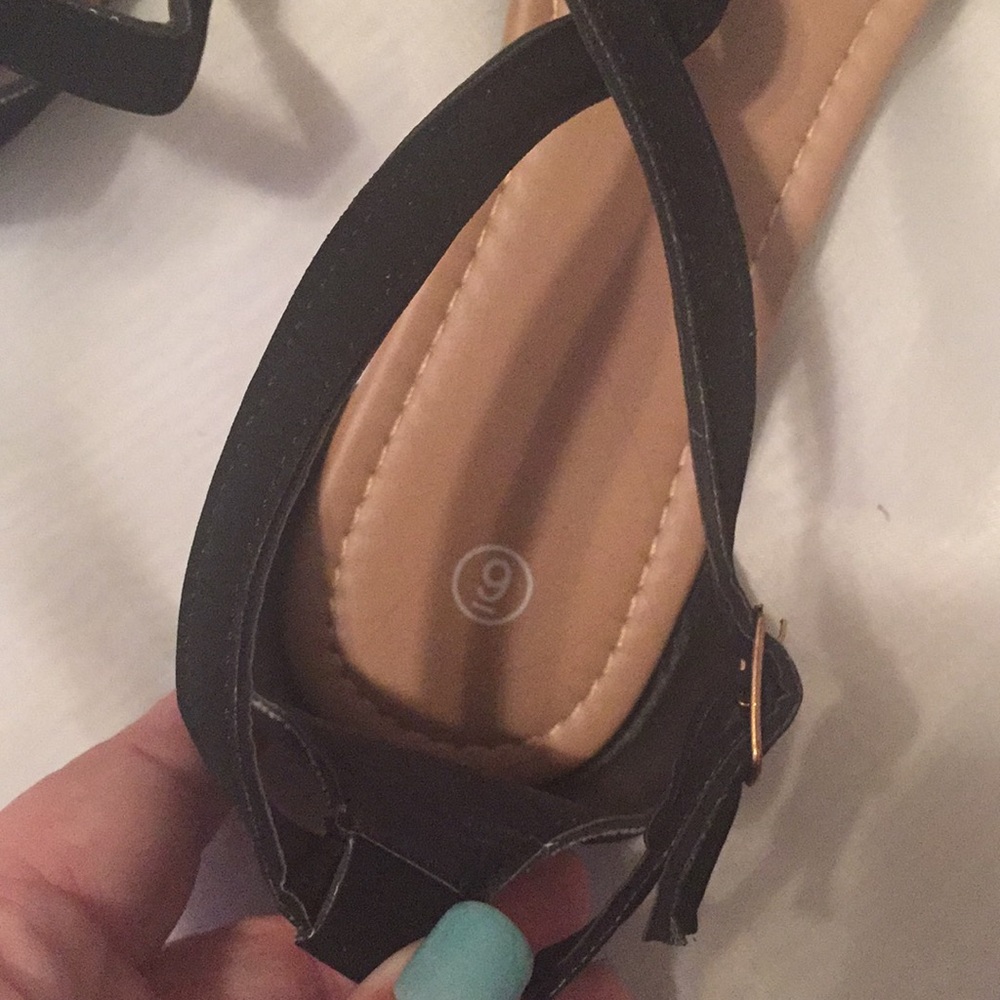 NWOT sandals black velvety size 9 CUTE! - Picture 3 of 4